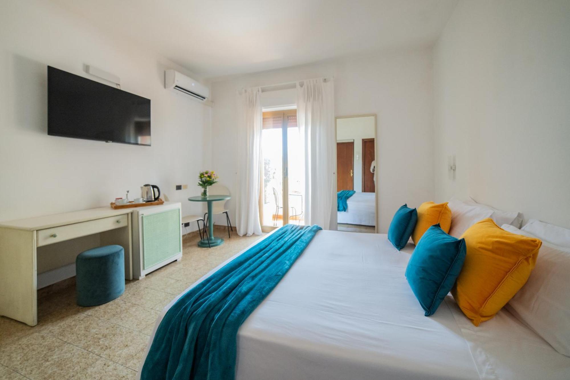 Casa Pertosa Bed & Breakfast ตาออร์มินา ห้อง รูปภาพ