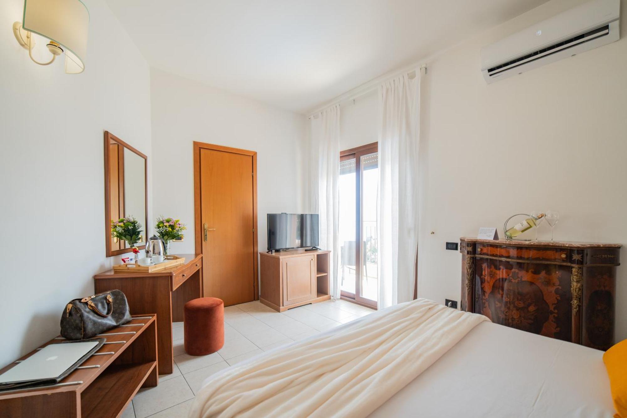 Casa Pertosa Bed & Breakfast ตาออร์มินา ภายนอก รูปภาพ