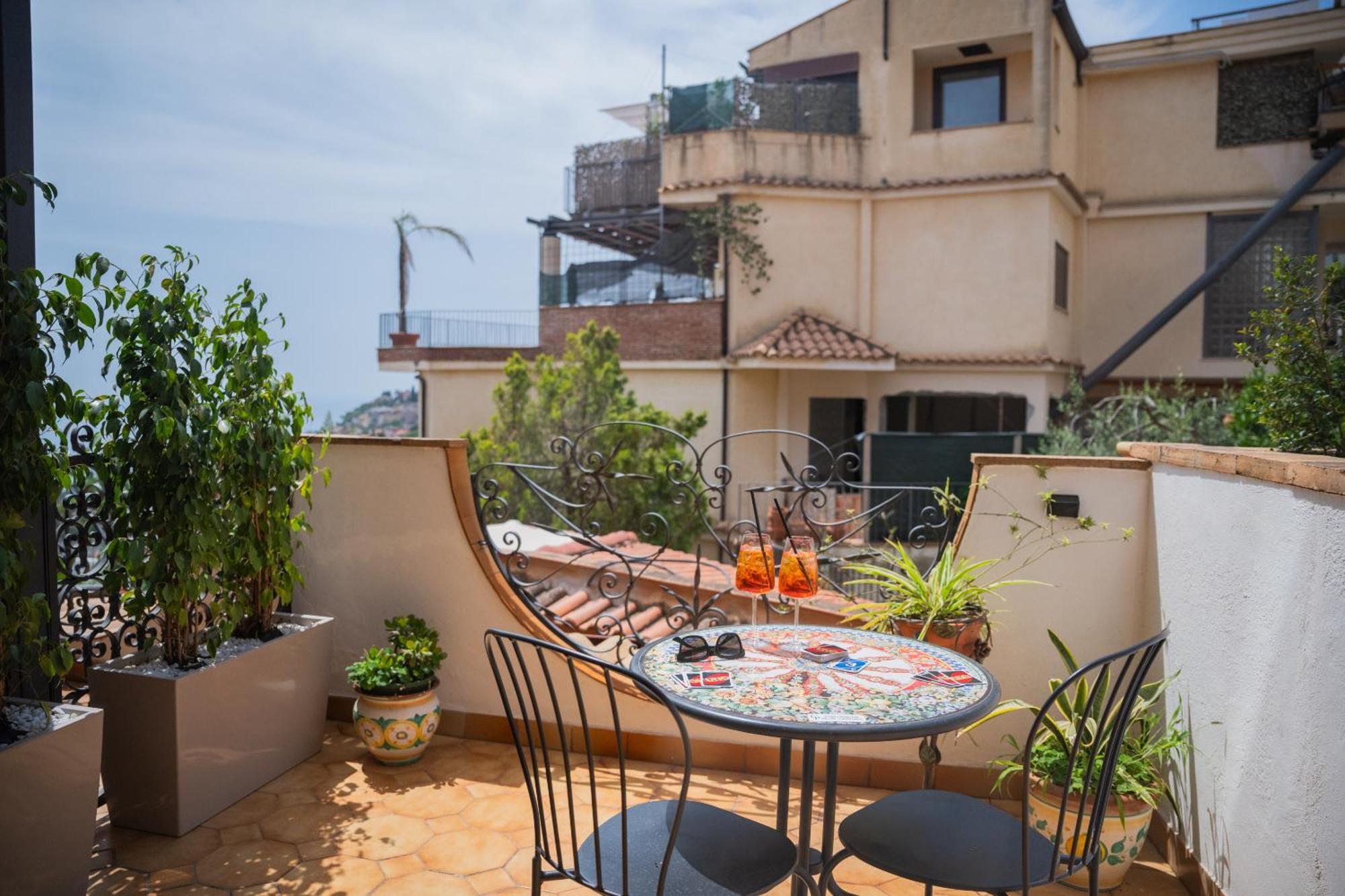 Casa Pertosa Bed & Breakfast ตาออร์มินา ภายนอก รูปภาพ